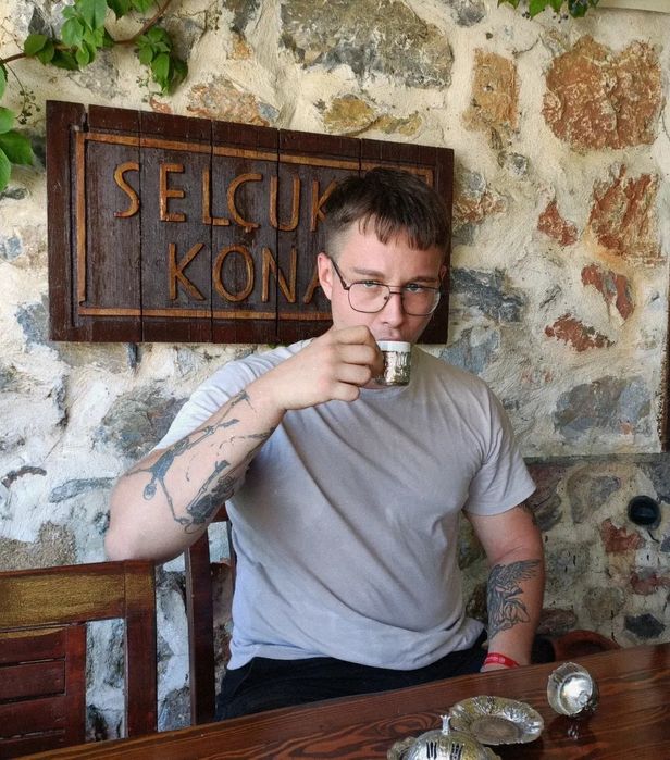 Korepetycje z matematyki/fizyki/historii.