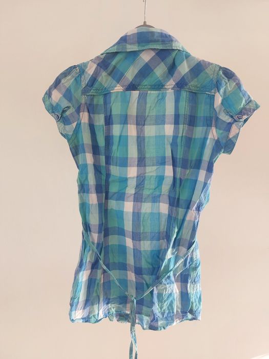 Koszula w kratę z krótkimi rękawami