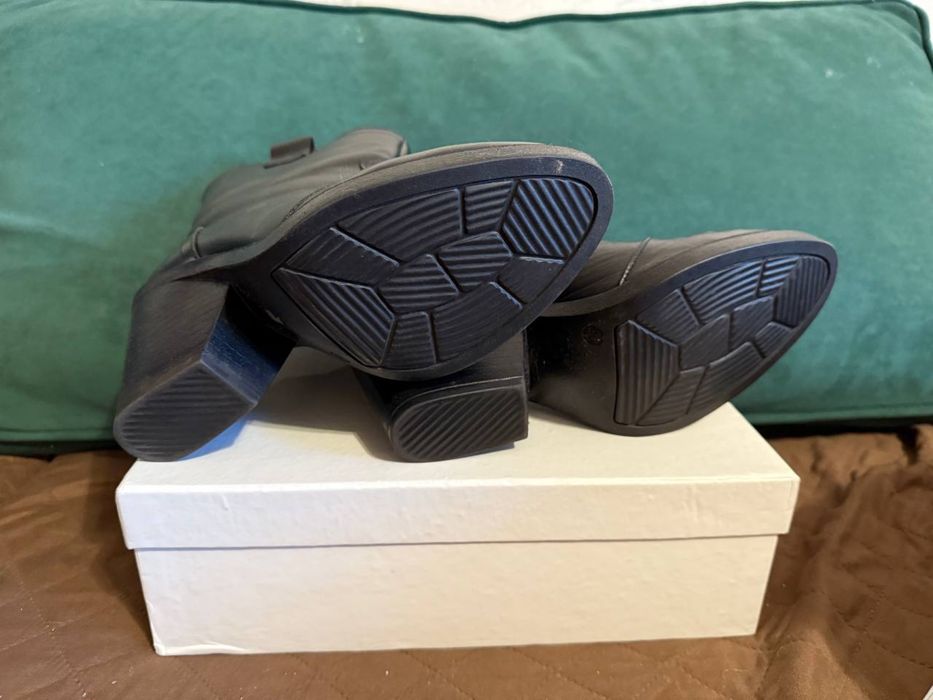 Шкіряні зимові чоботи (козаки) 39 розмір