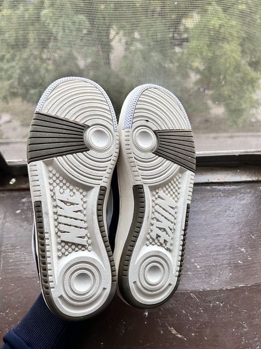 Жіночі кеди Nike Gamma Force шкіряні