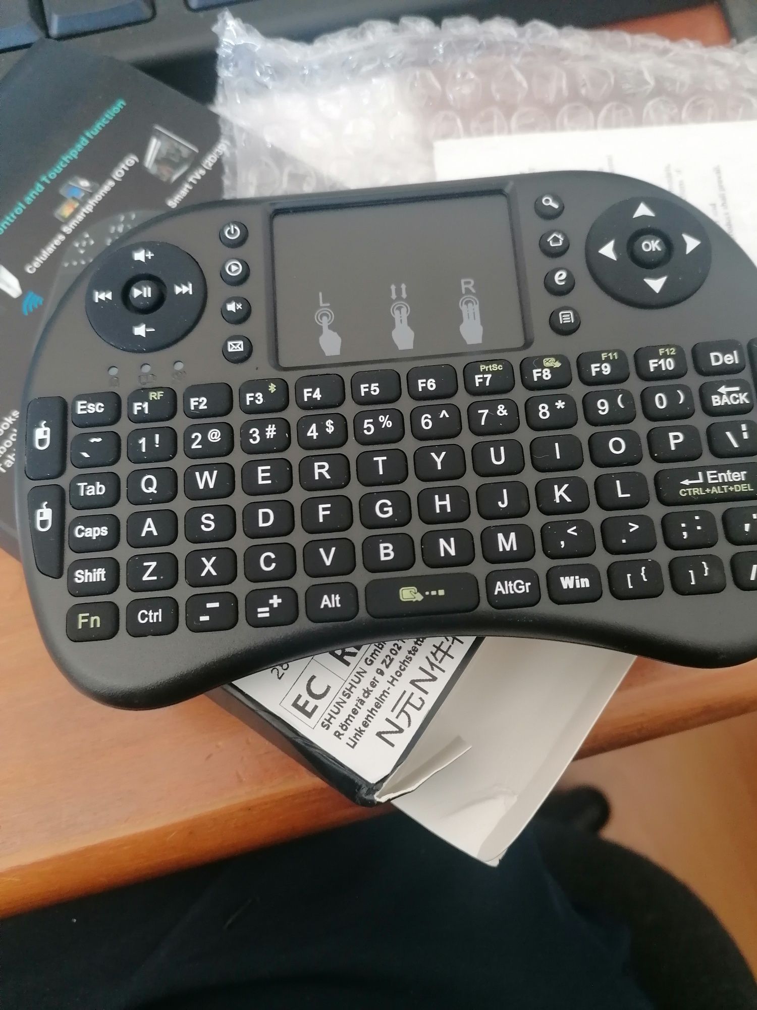 Mini teclado wireless (Bluetooth)