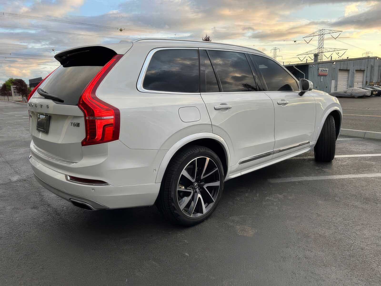 2019 Volvo XC90 T6 Inscription