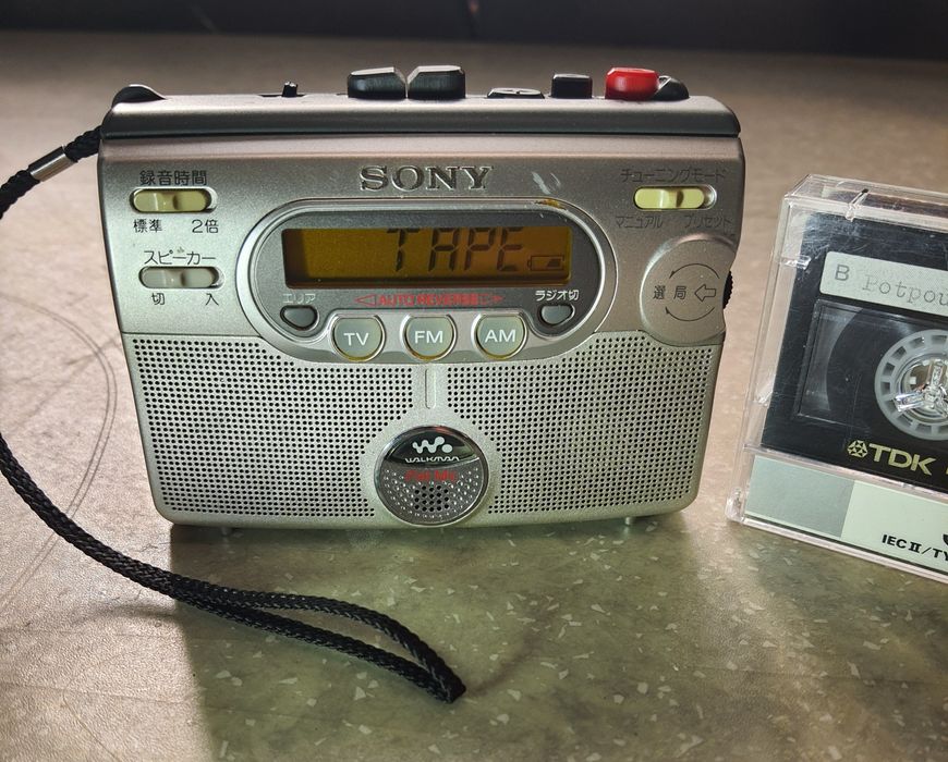 Плеєр касетний стерео Sony WM-GX400