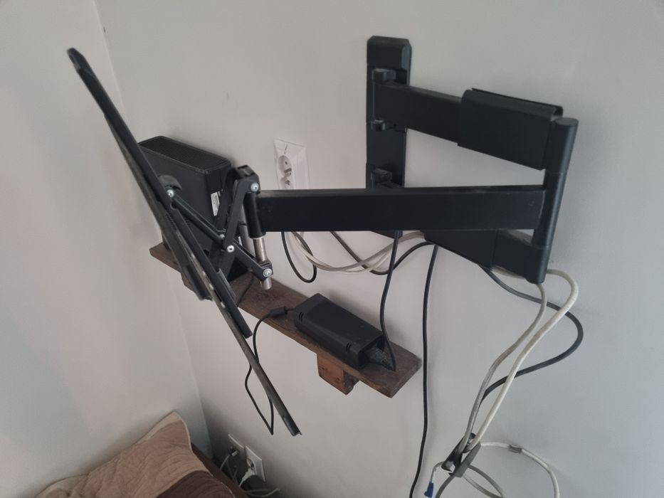 Uchwyt ruchomy do telewizora 40"