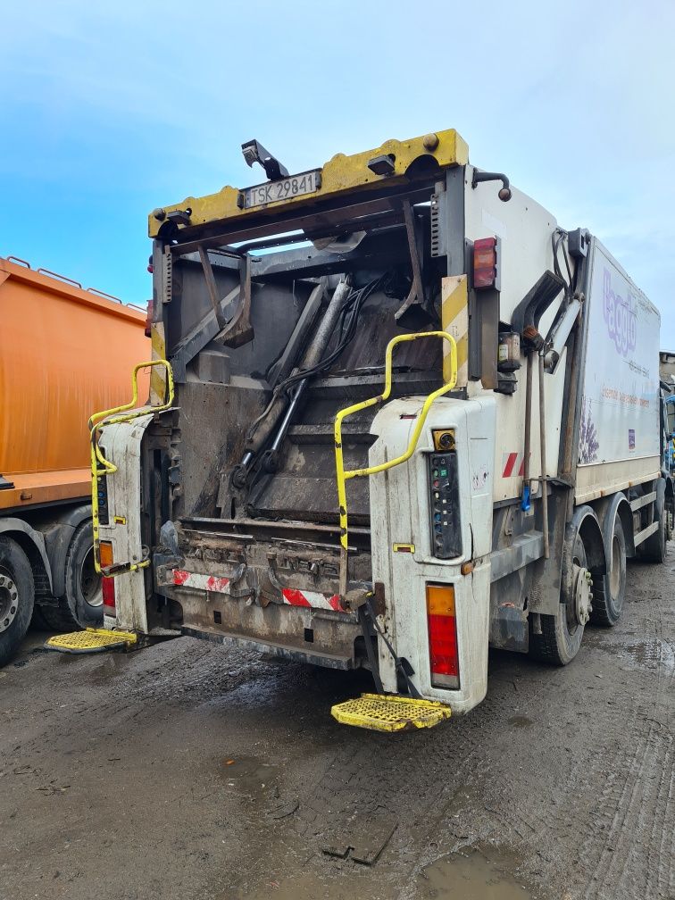 Śmieciarka Renault Premium 320