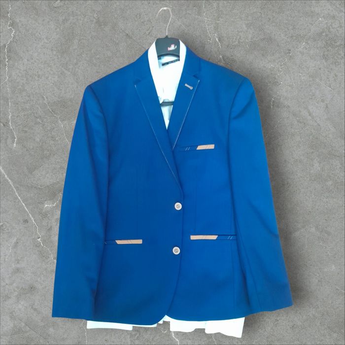 Чоловічий піджак + сорочка