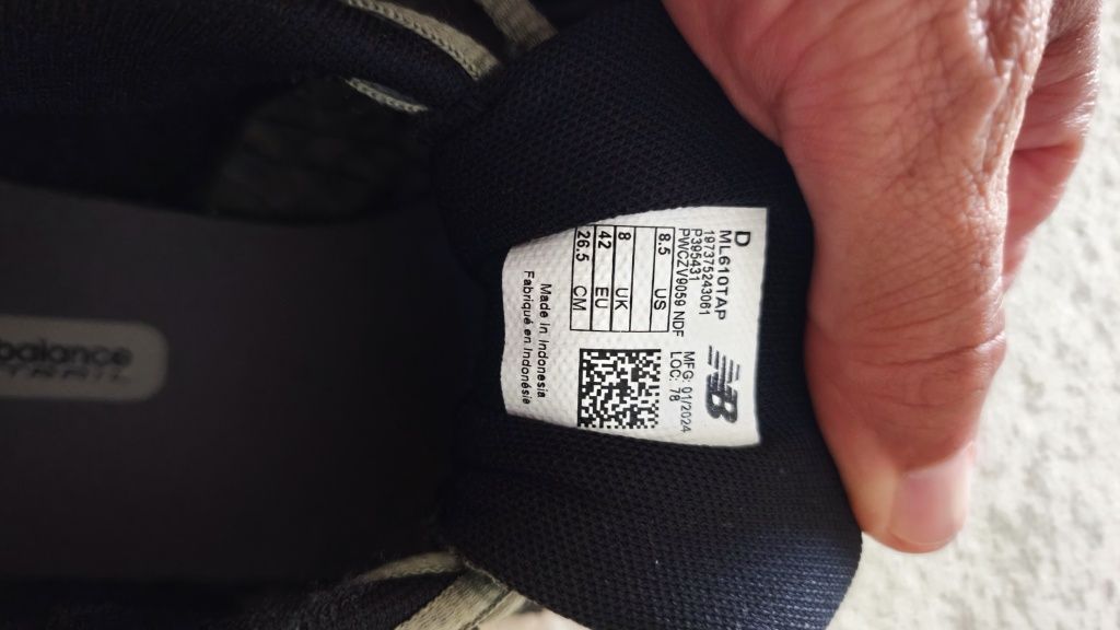 Sapatilhas New Balance. 42