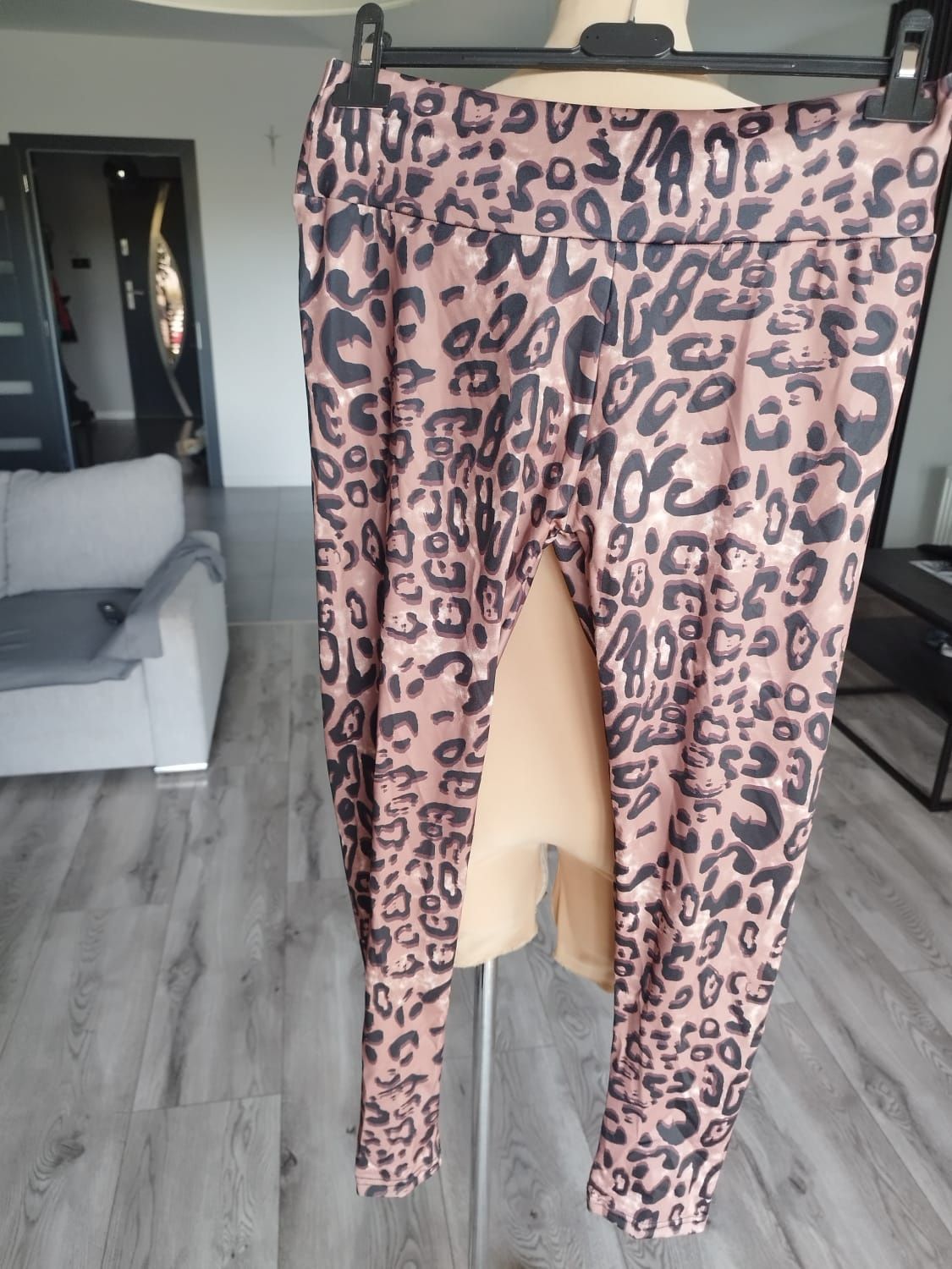 R.XXL nowe legginsy panterka uwydatniają pośladki