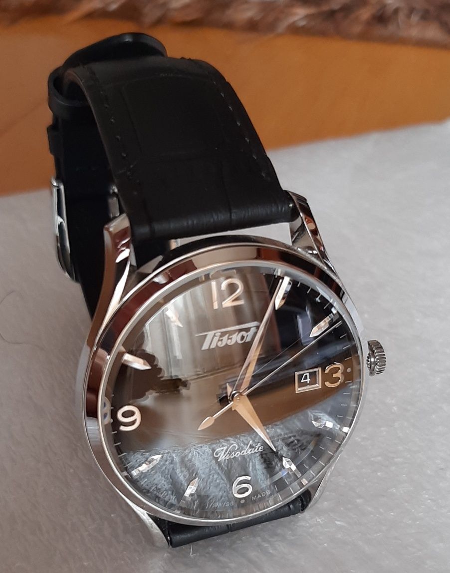 Relógio Tissot Visodate, quartzo, novo