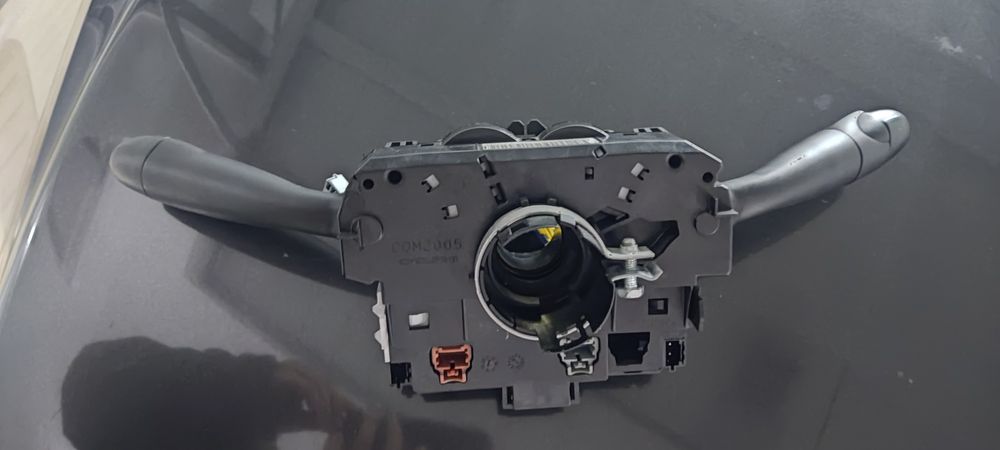 comutadores usado para Citroen c- Elisee (estava num carro de 2018)