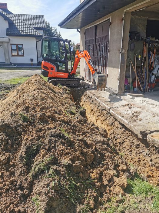 Usługi minikoparka wywrotka usuwanie awarii hydraulicznych