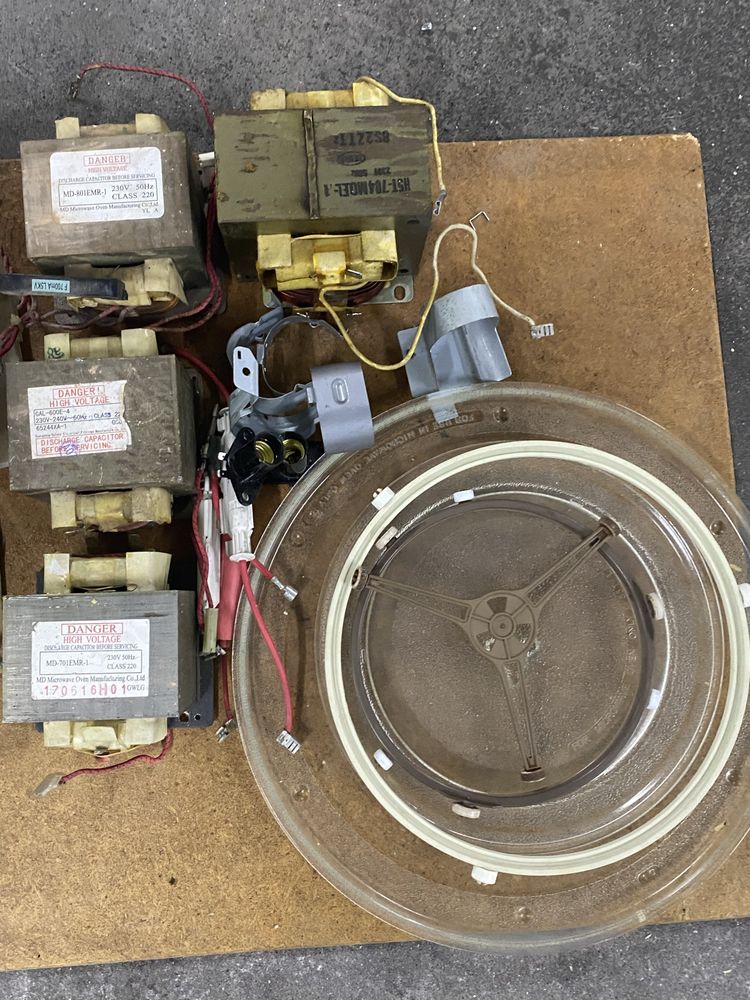 Peças para microondas