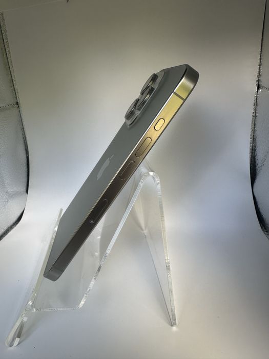 iPhone 15 Pro 128GB jak nowy GRATIS słuchawki 3mk GWARANCJA