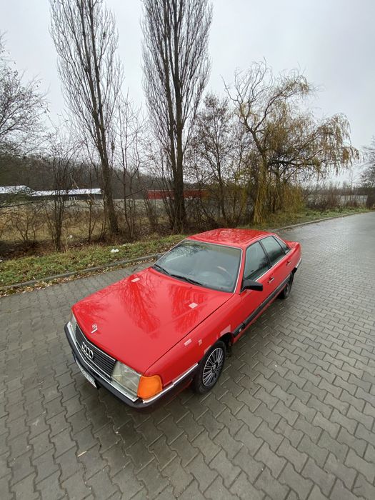 Audi 100 1.8 газ/бензин