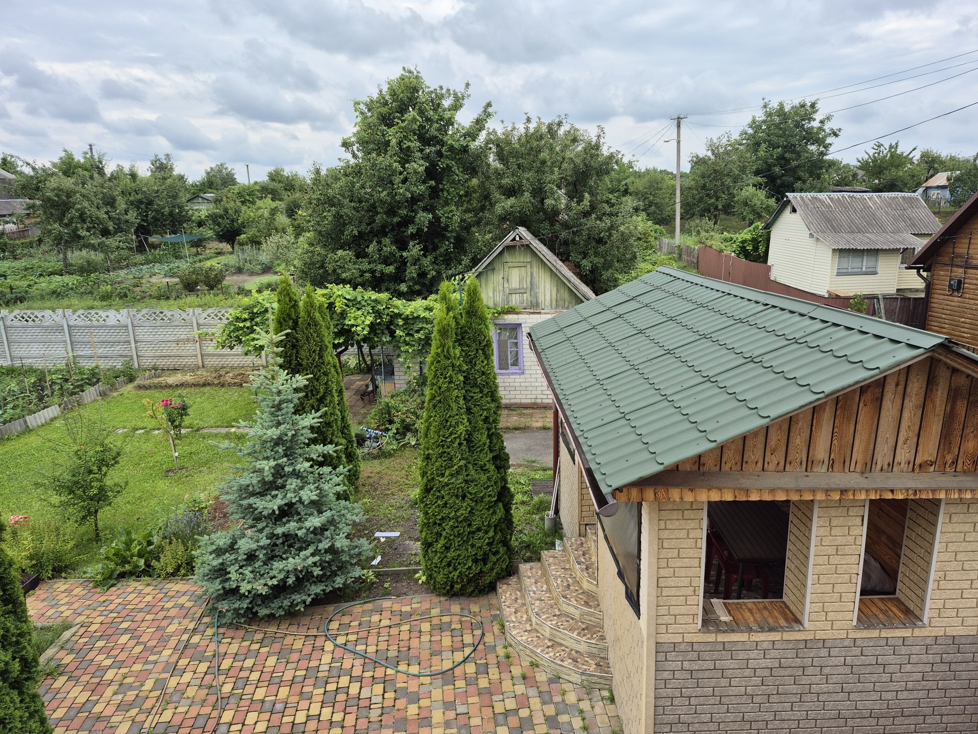Продам дачу в межі міста
