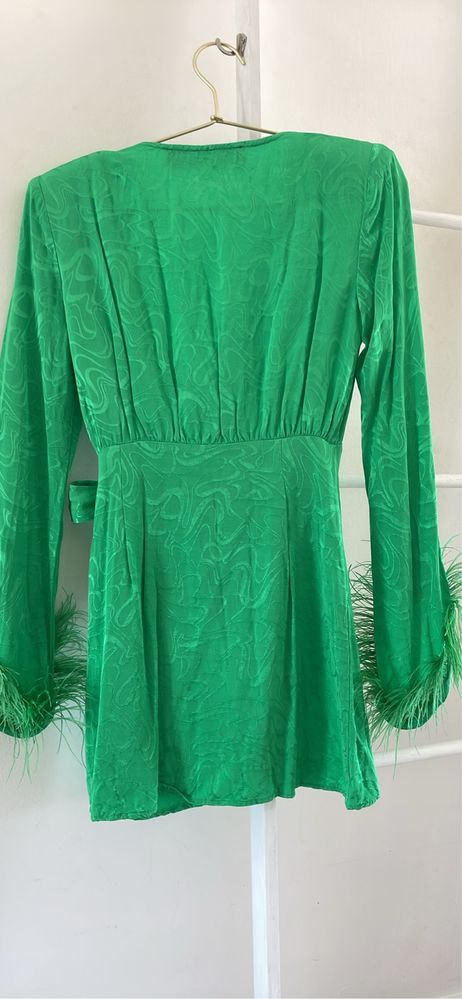 Tunica/ vestido nova verde de seda da berska tamanho xs