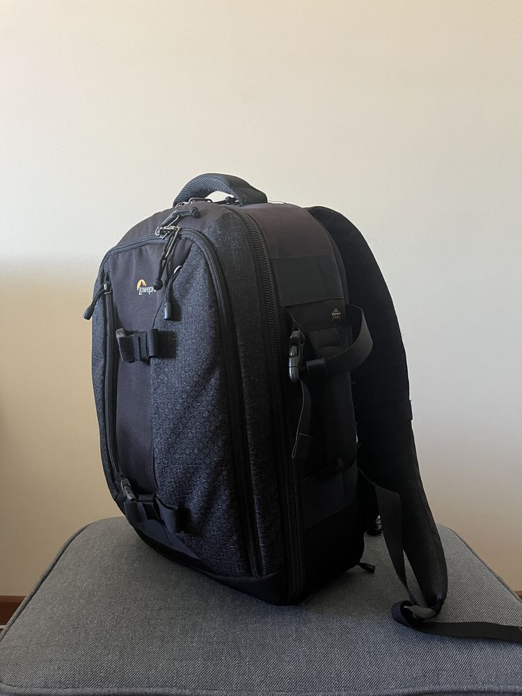 Mochila Lowepro Pro Runner 350 AW II