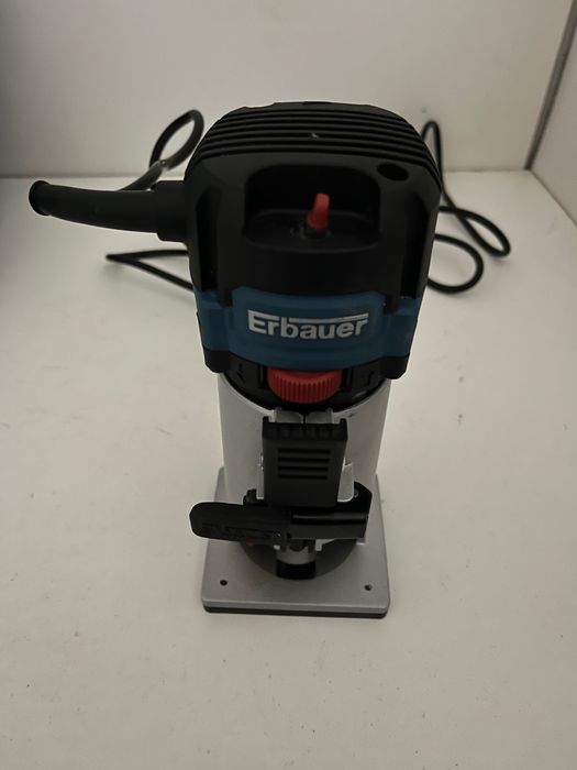 Frezarka ręczna Erbauer 710W 230v 6mm