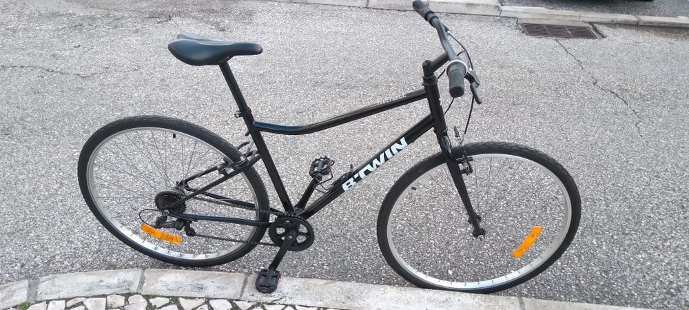 Vendo. Usada apenas 2 vezes.