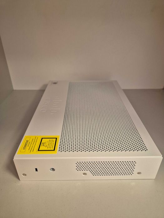 Switch Cisco CBS350-8FP-E-2G-EU