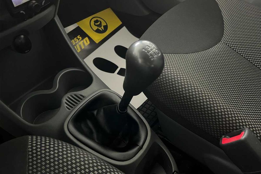Toyota Aygo 2011 року