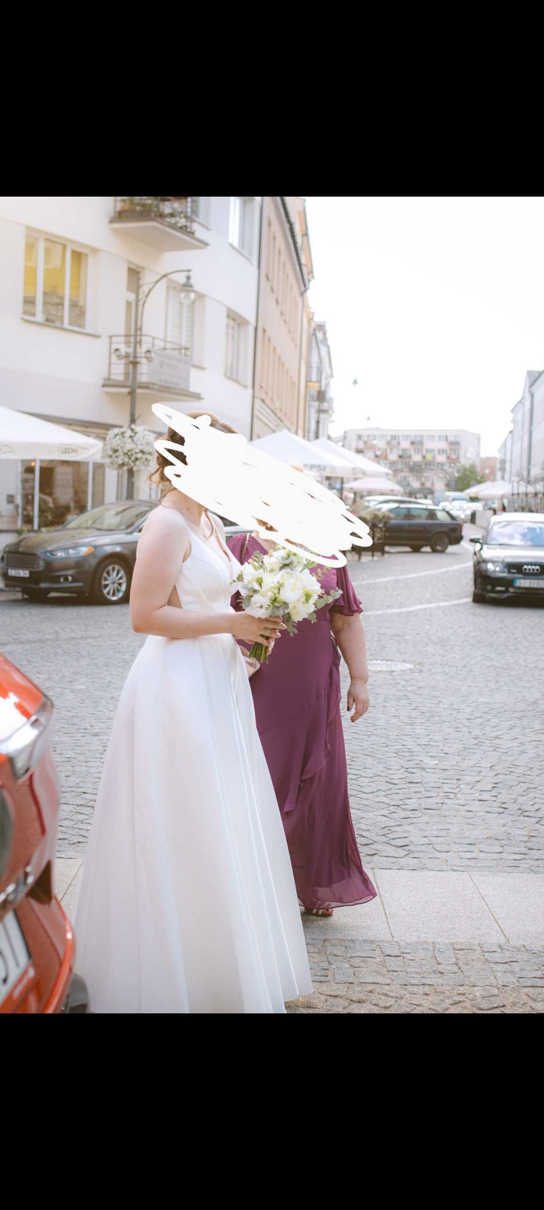 Suknia ślubna szyta na miarę, stan idealny