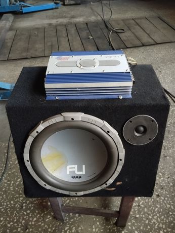 Subwoofer samochodowy wzmacniacz