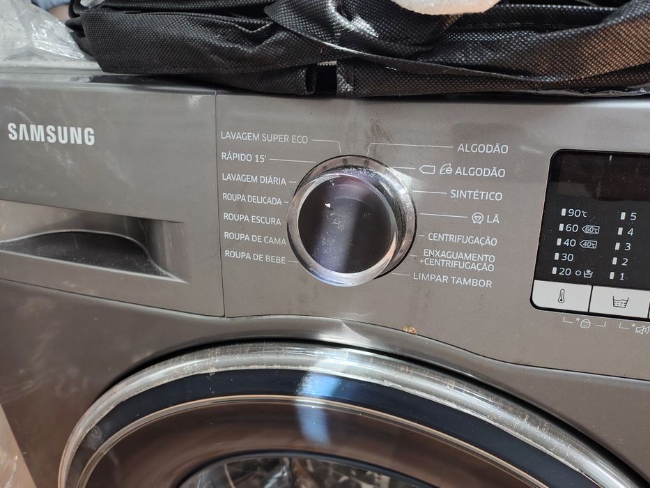 Máquina de Lavar Roupa Samsung EcoBubble