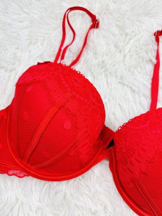 Biustonosz usztywniany 85D czerwony