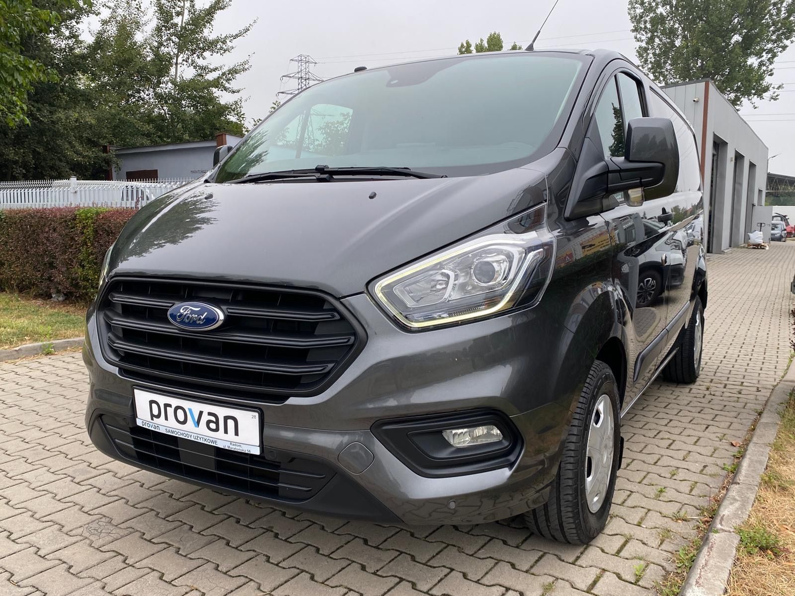 Ford TRANSIT CUSTOM 2.0 TDCI 130KM L1 ZABUDOWA WARSZTATOWA  serwis ASO FORD / bezwypadkowy