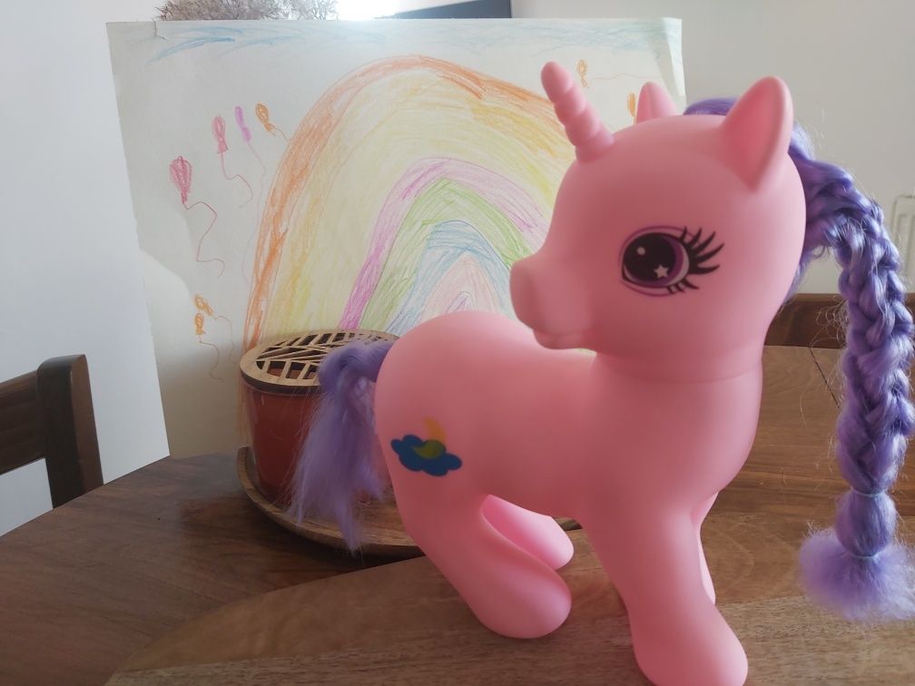 Kucyk pony różowy plastikowy