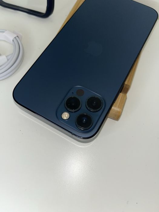 iPhone 12 Pro 256 GB•Pełen zestaw•kabel ładujący•etui•OKAZJA•