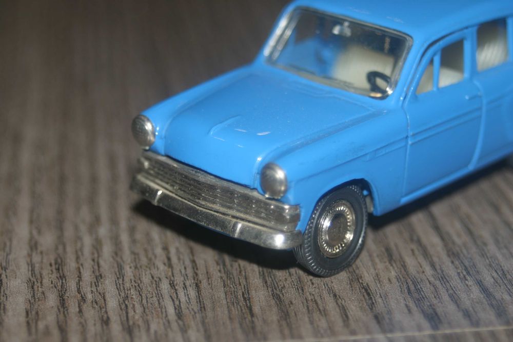 1/43 москвич 403 А7