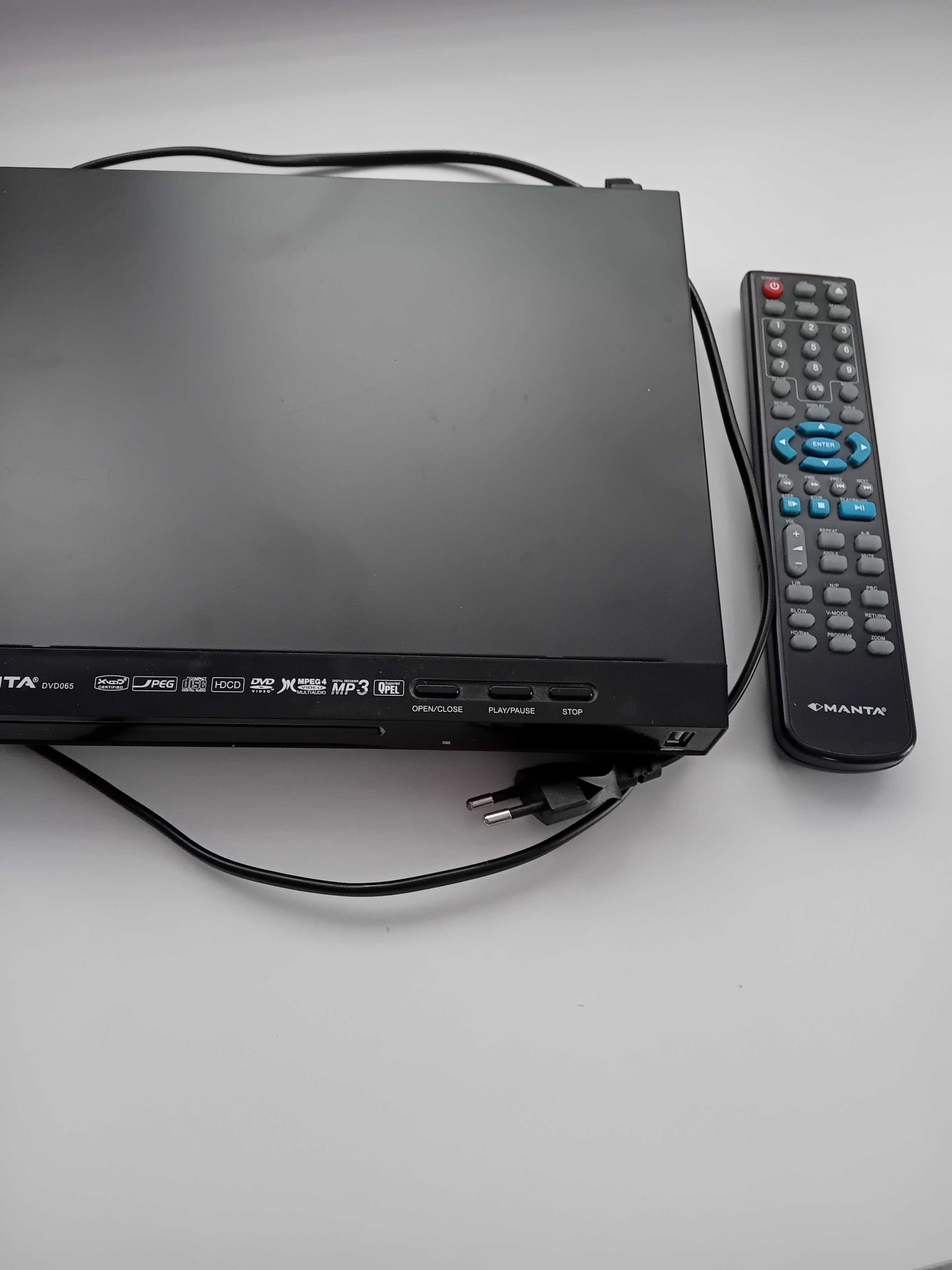 Sprzedamodtwarzacz DVD/ SD