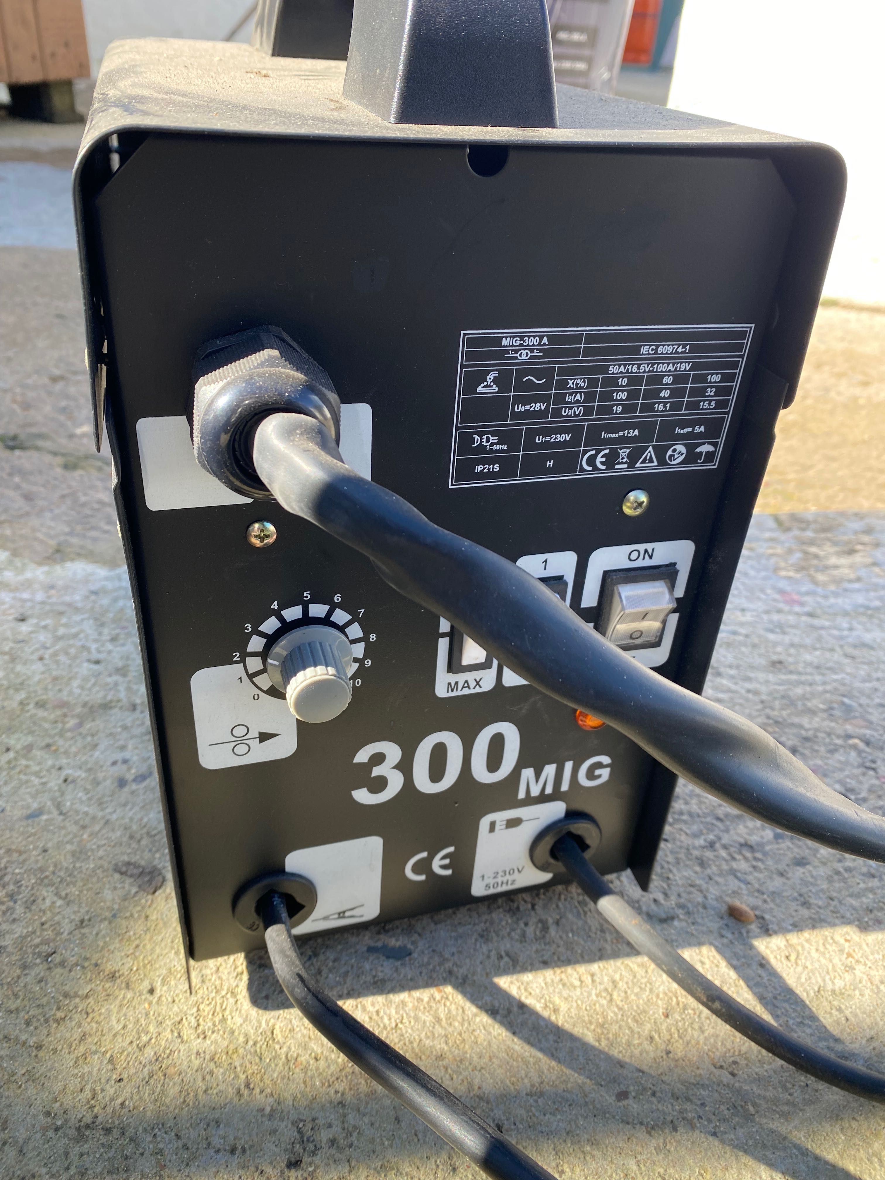 Máquina soldar semi automática