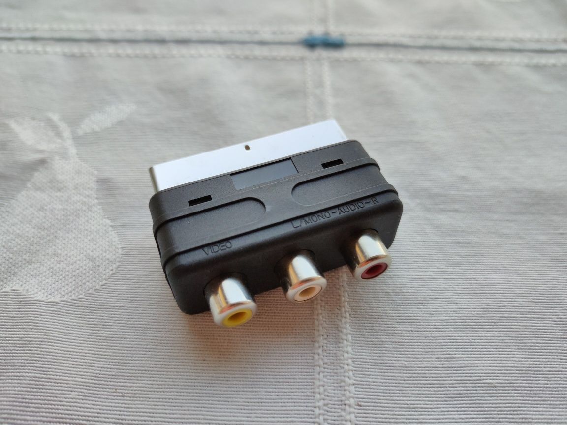 Adaptador SCART para S video