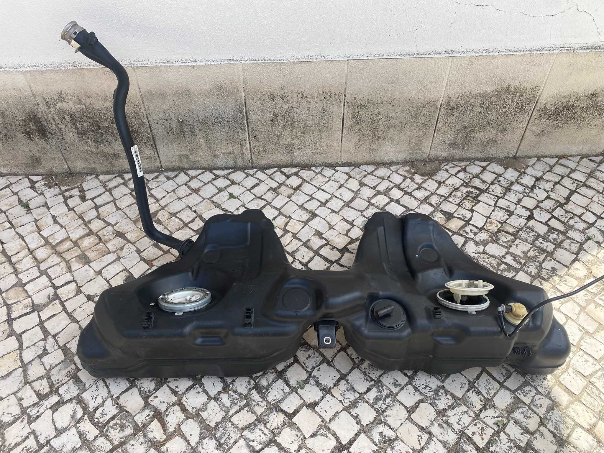 Depósito de Combustível Completo BMW 520D E61 (2008)