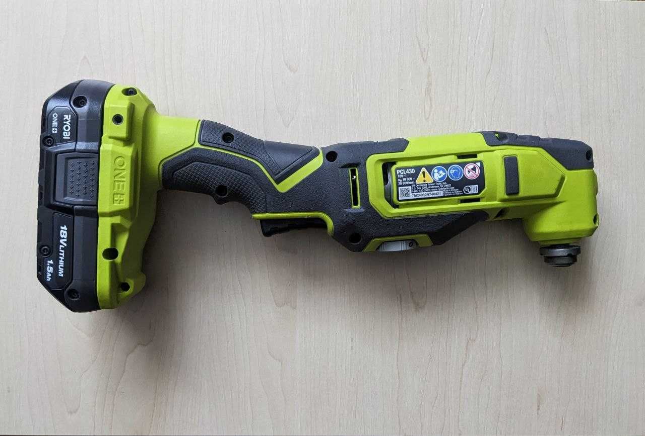 Акумуляторний реноватор Ryobi PCL430 18V