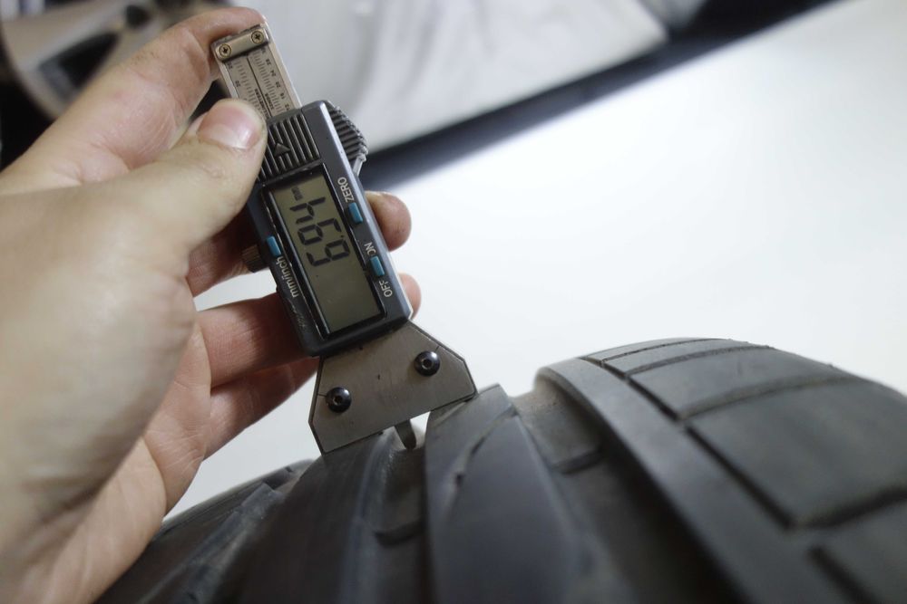 Opony letnie 225/50/17 - BRIDGESTONE Potenza S001 *