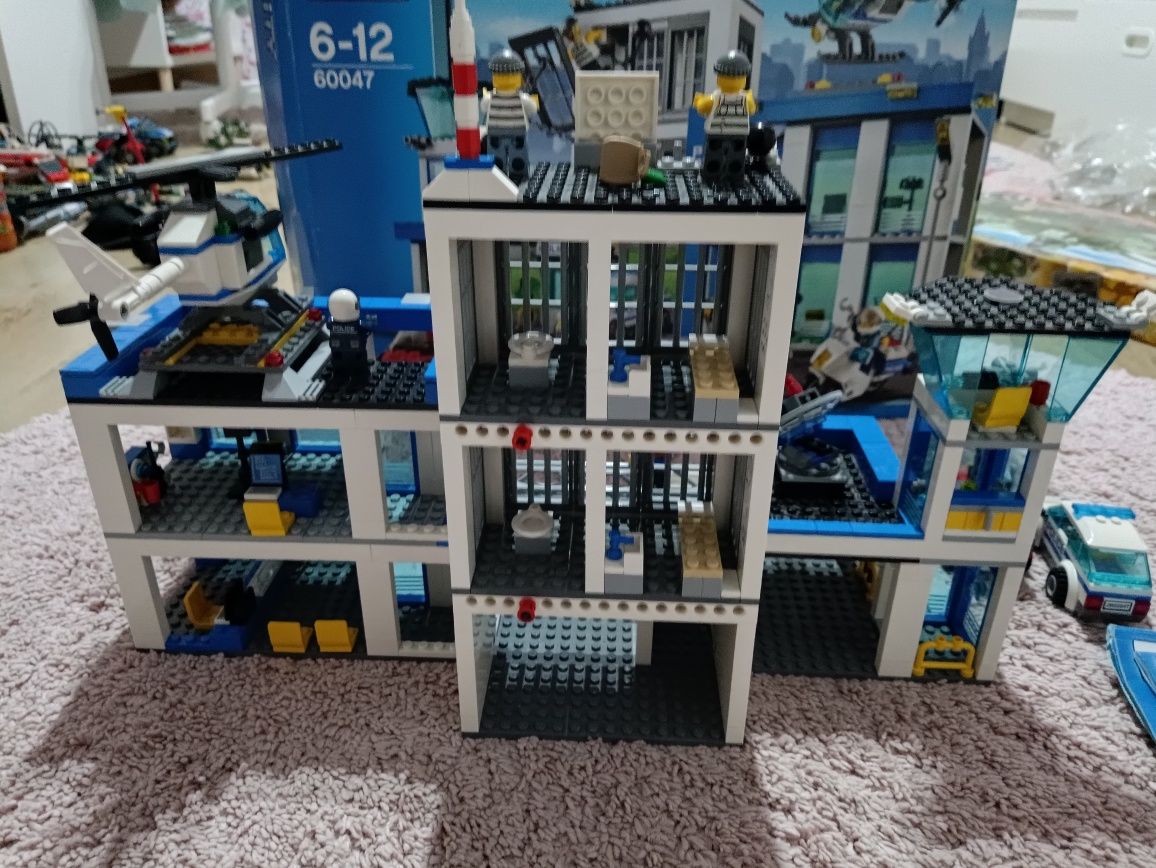 Lego  city posterunek policji 60047