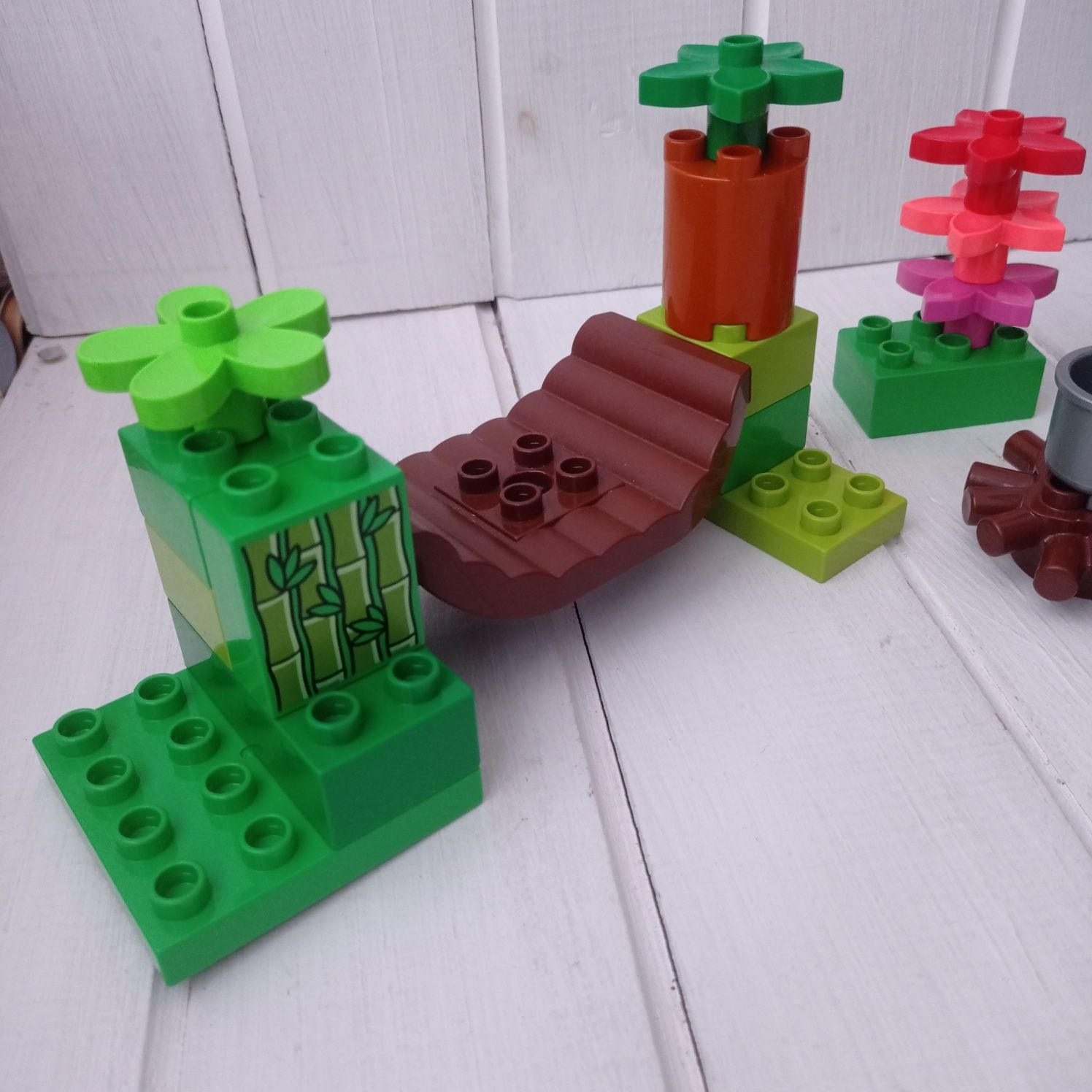 Дитячий конструктор lego duplo азія
