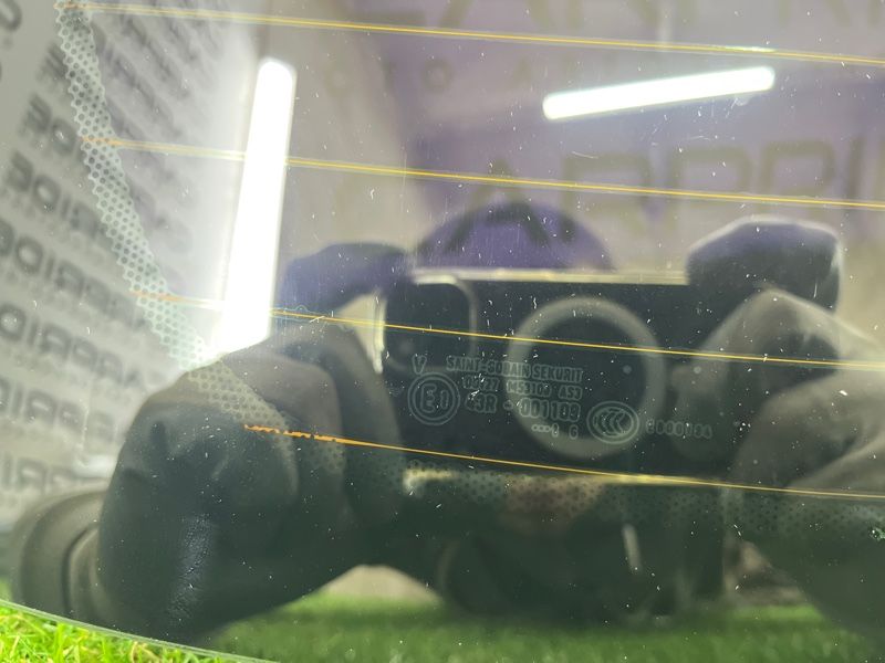 Стекло крышки багажника PORSCHE CAYENNE 958 4.8 2012