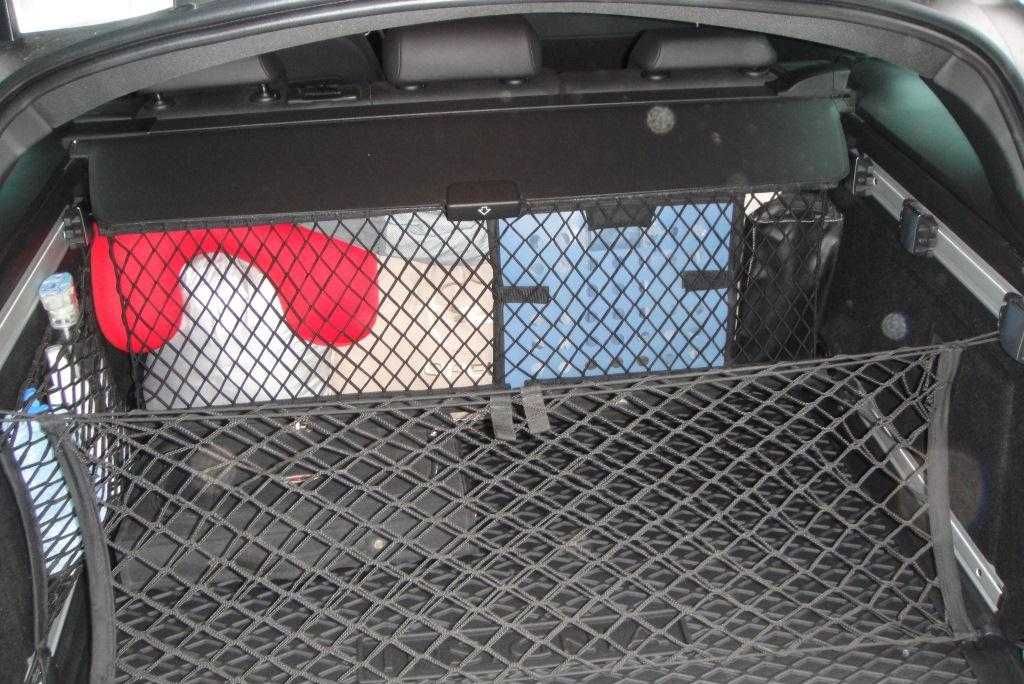 Сетка, перегородка в багажник для Opel Insignia