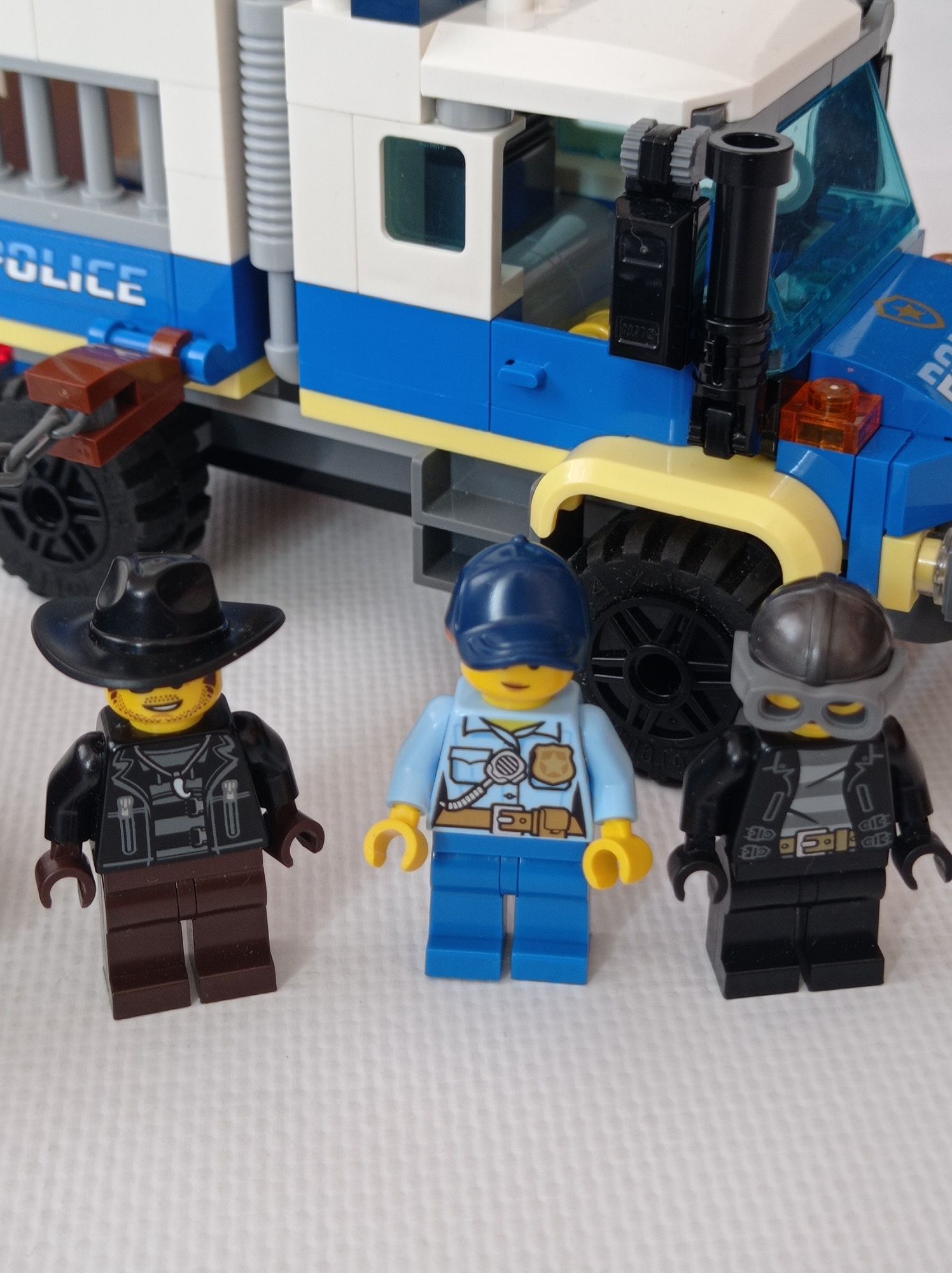 Lego City Транспорт для перевозки преступников 60276. Оригинал.