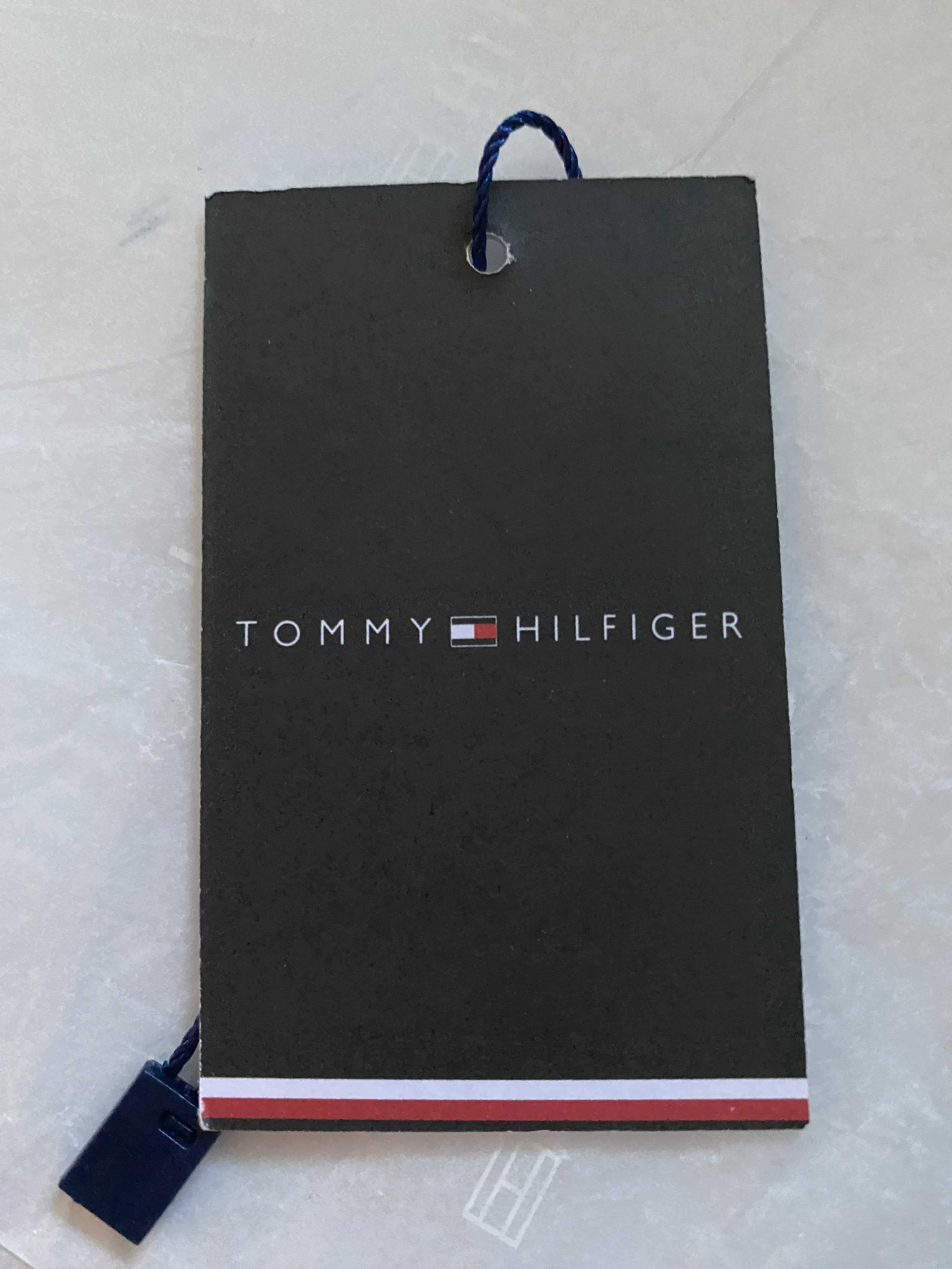 Коробка фирменная   Tommy hilfiger/