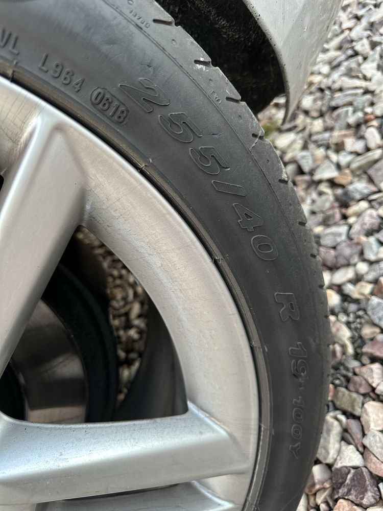 Felgi audi a4 b8 r 19