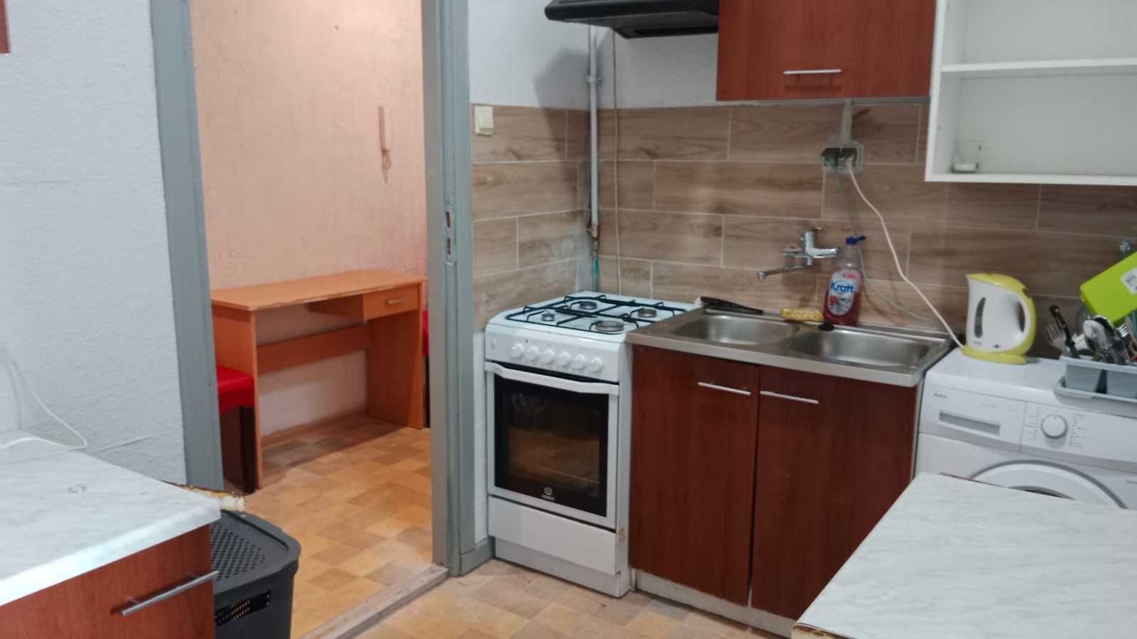 Wygodne pokoje pracownicze 1, 2, 3 os.