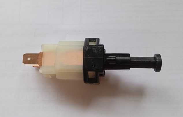 Датчик стопсигнала daewoo 96212027, новый.