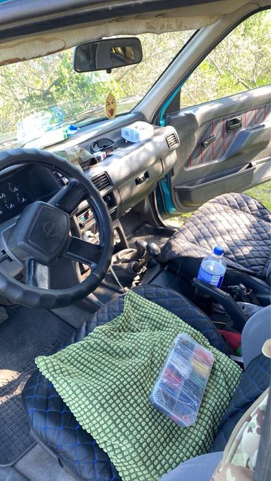 Продам OPEL FRONTERA A SPORT з-х дверна