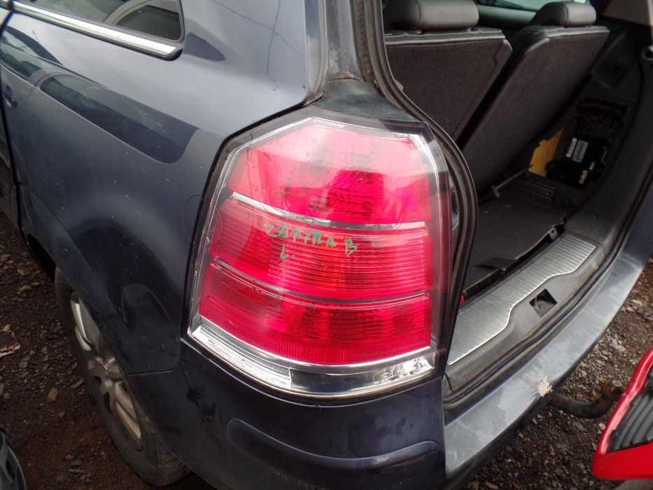Paz5 Lampa lewa tylna lewy tył opel zafira B BDB wysyłka gwarancja